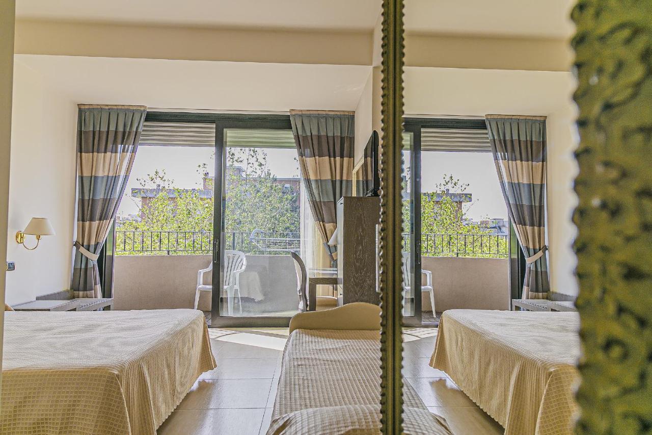 Hotel Metropolitan Bellaria-Igea Marina Extérieur photo